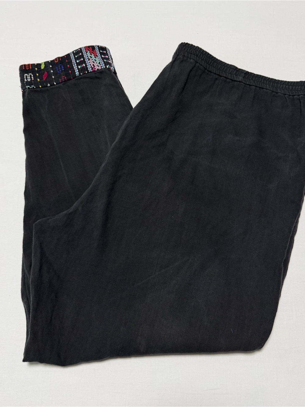 Vintage Tropical Black Casual Elastic-Waist Pants with Embroidered Cuff